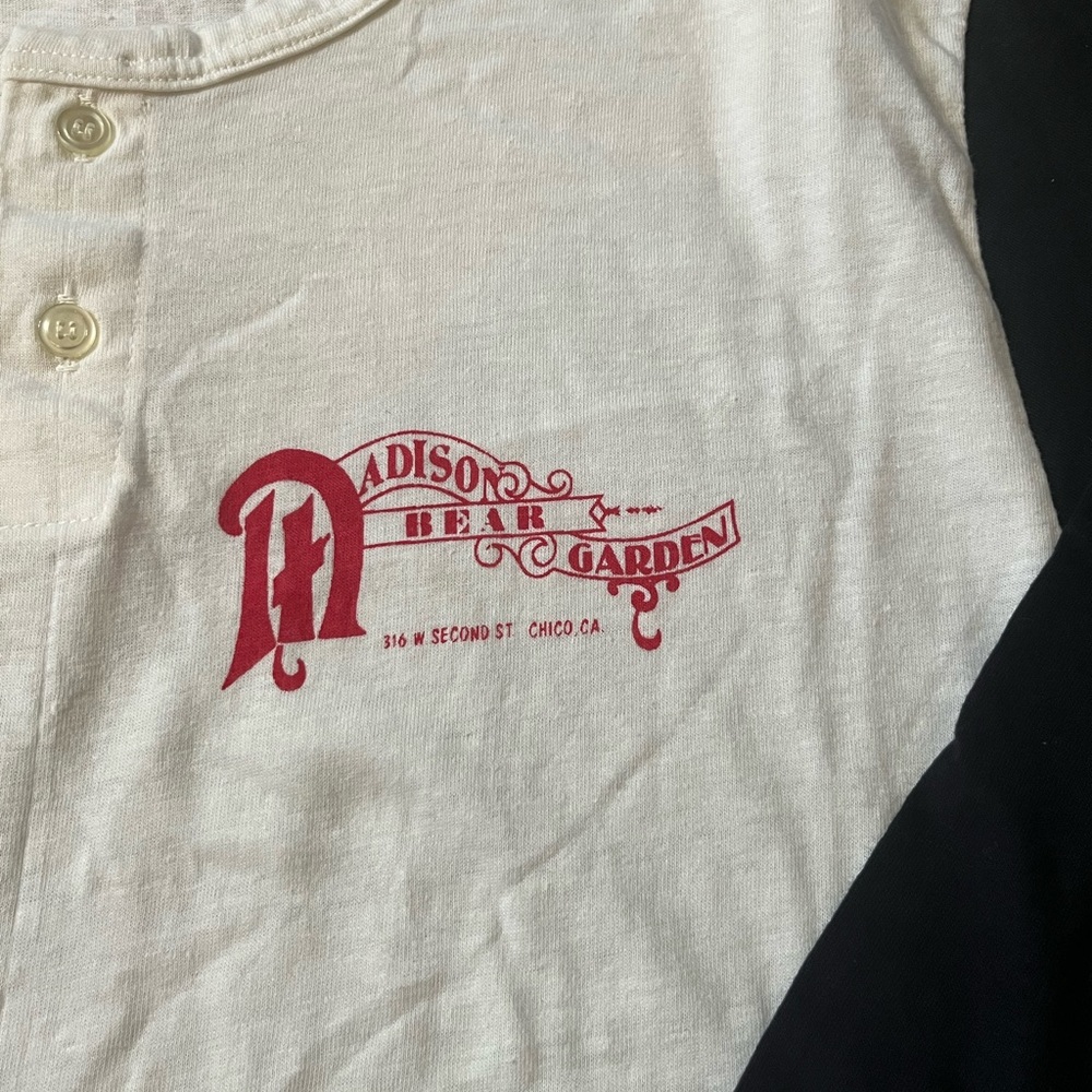 Madison bear garden vintage t shirt - Picture 4 of 4